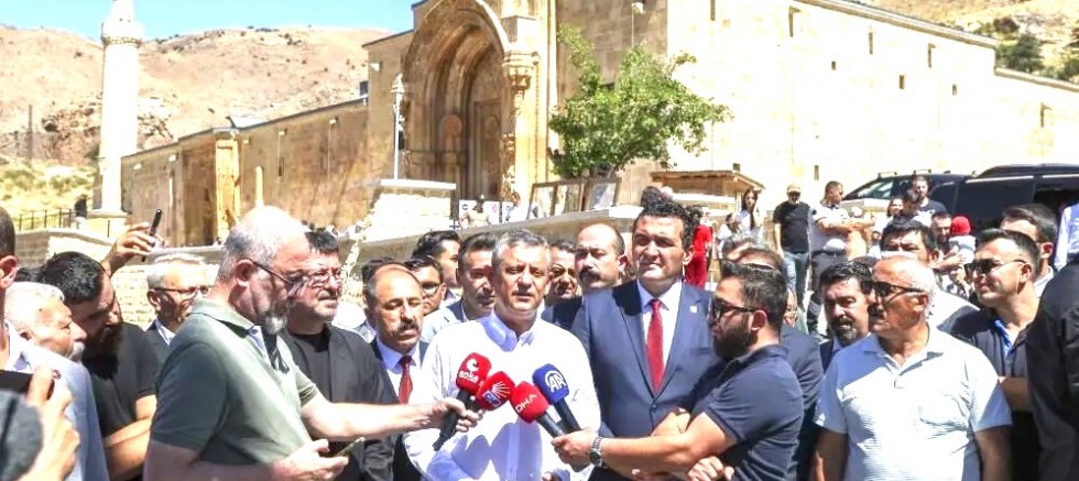 Caminin Peyzaj Çalışmalarını Belediye Üstlensin
