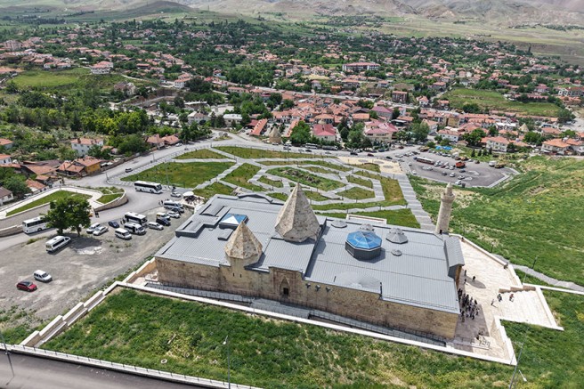 Divriği Toplam Nüfusu 15.657 Olarak Belirlendi