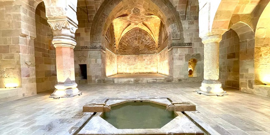 Modern ilaçlardan önce şifa seste aranıyordu