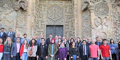 100. Yıla Özel Raybüs