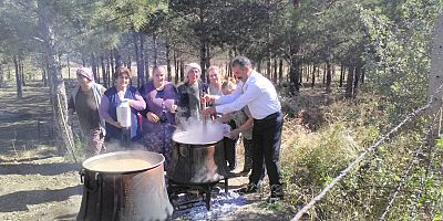 Arhusu’da aşure ikramı