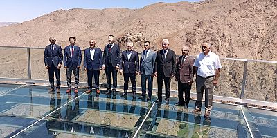 Cam Teras, Divriği’nin Turizm Potansiyelini Artırdı