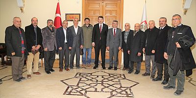 Çamşıhı muhtarları  Vali Ayhan’ı ziyaret etti
