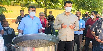 Divriği Kaymakamlığı’ndan İftar Yemeği ve Aşure İkramı