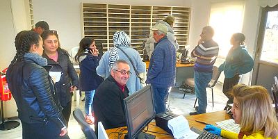 Divriği Nüfus Müdürlüğü’nde  yoğunluk yaşandı