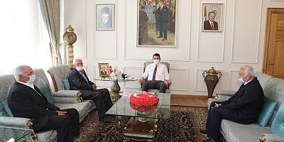 Eğrisu Muhtarı Mustafa ÖZDOĞAN Vali AYHAN'ı ziyaret etti