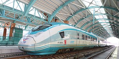 Hızlı Trene 28 bin 888 Kişi Bindi