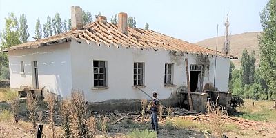 Karaağaçlı Köyü İlkokul Binası Restore Ediliyor