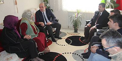 Kaymakam Öztabak’tan şehit yakınlarına ziyaret