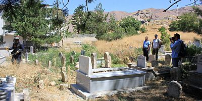 Mezarlıklara Bayram Temizliği