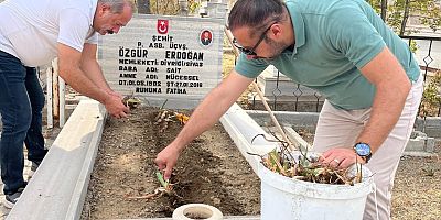  Şehitlerimizin Mezarlarında Temizlik Yapıldı