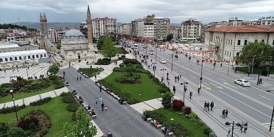 Sivas´ta bir kilometrekareye 23 kişi düşüyor