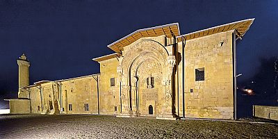 “Turizm rotasında Sivas ve Divriği’de var”