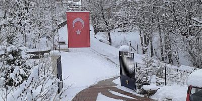 Üçüncü cemreden sonra yağan kar yarım metreyi buldu