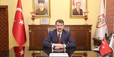 Vali Ayhan: Muhtarlara Büyük Görev ve Sorumluluklar Düşüyor