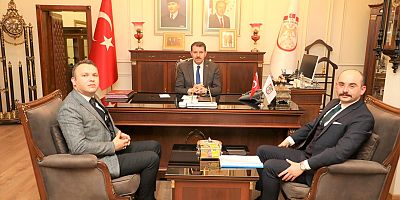 Vali Ayhan, yatırımları takip ediyor