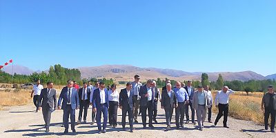 Vali Yılmaz Şimşek Havaalanı Pistini İnceledi