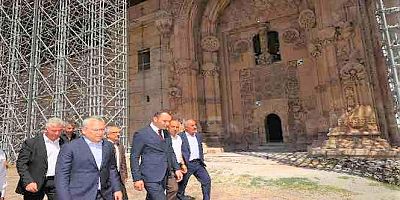 Vali Yılmaz ŞİMŞEK, Ulucami’de Hasret Bitiyor