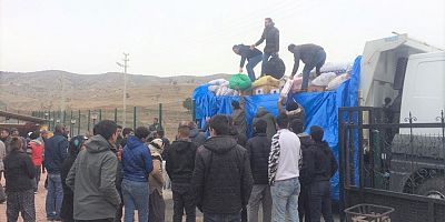 Yardım malzemeleri teslim edildi